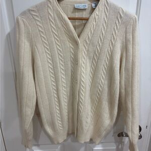 Vintage Classic Women's Cream Sweater Angora and Lambswool blend with Pearls
